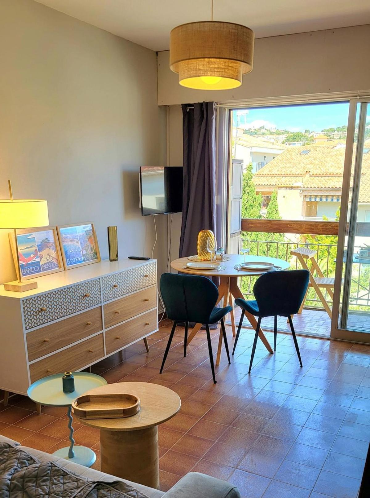 Joli 2 Pas Du Port, Clim Et Au Calme Apartment Bandol